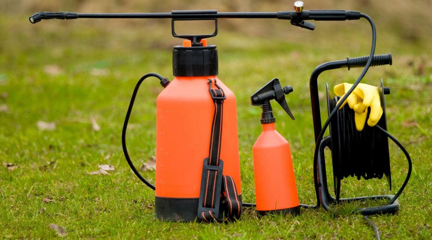Image of Combination sprayer garden hose fertilizer sprayer